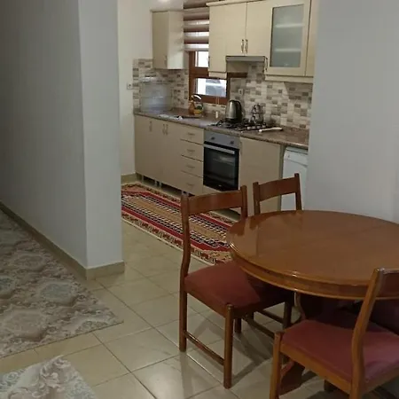 Plaja 10 Dk , Bahceli, Huzurlu דירה *